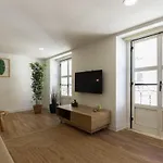 Апартаменты Bairro Alto Experience By Homing *